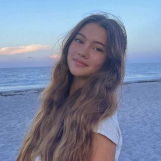 Lois Strauss profile picture